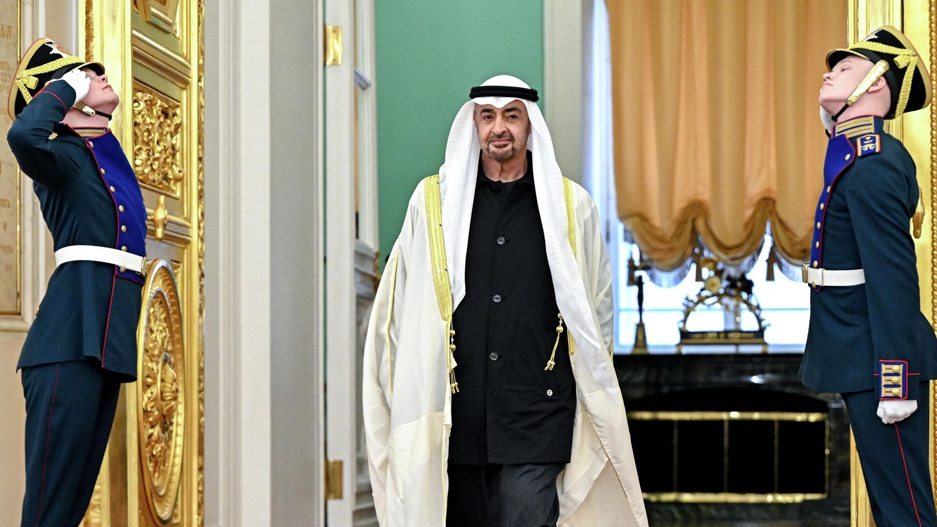 Президент ОАЭ Нахайян пообщался с Грефом во время официального визита в Россию 2071027742 170028271494 1920x0 80 0 0 32b863b2e1abc1480b6cb235a7e09446