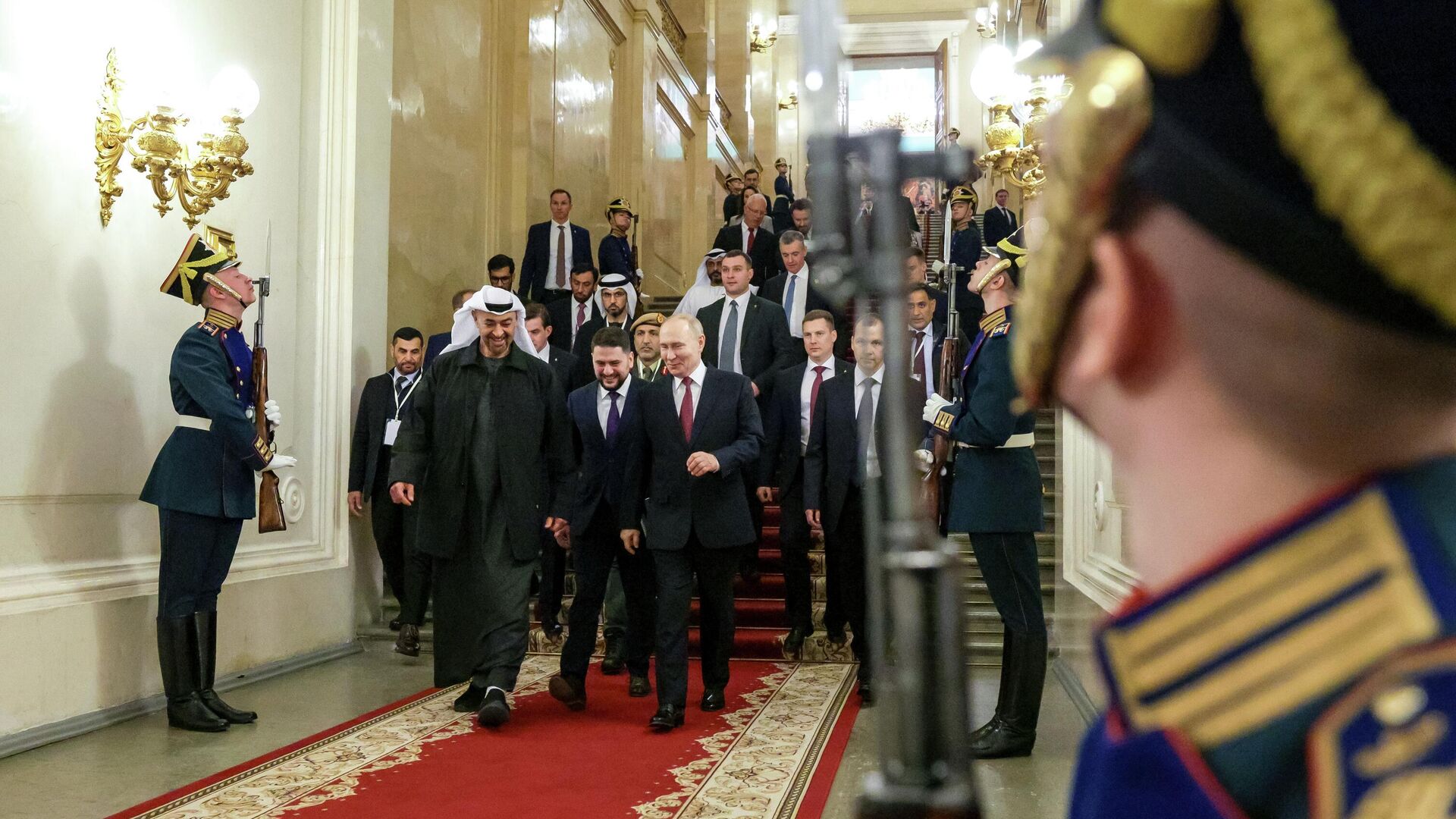 Делегация ОАЭ, участвовавшая в московских переговорах, была готова к морозам 2071249414 017630171873 1920x0 80 0 0 174270693ba5a9543d5e21d7f4421863